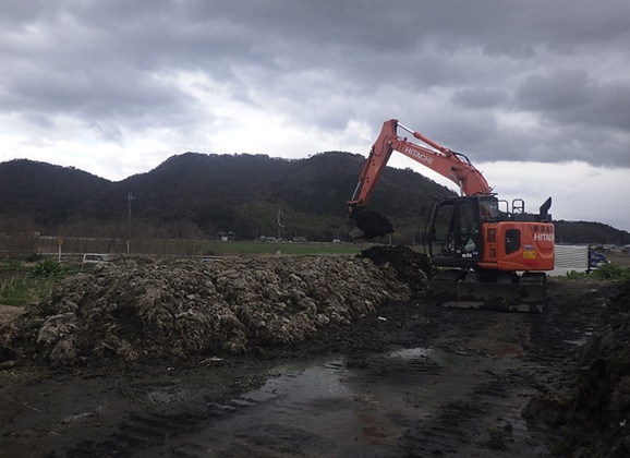 増える琵琶湖の「水草」と除去問題　刈り取った水草はどこに行く？